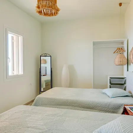 Villa Syros Escape