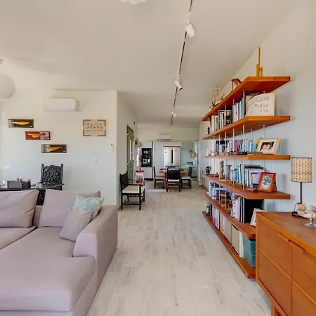 Syros Escape